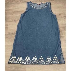 Vintage 90’s denim jumper dress with floral embroidery Large
